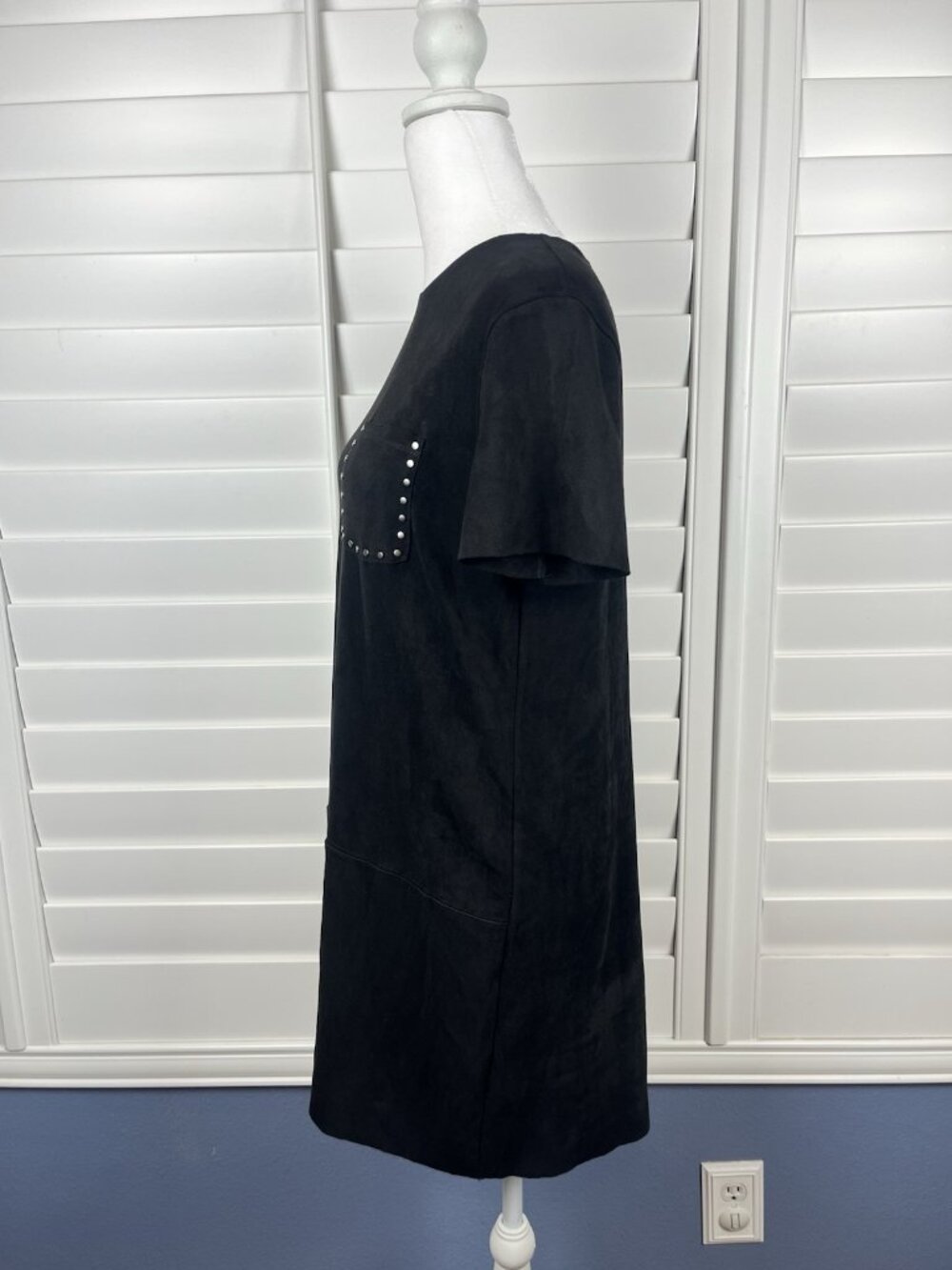 Olivaceous Black Faux Suede Shift Women’s Dress Studded Pocket Size M - Picture 3 of 7